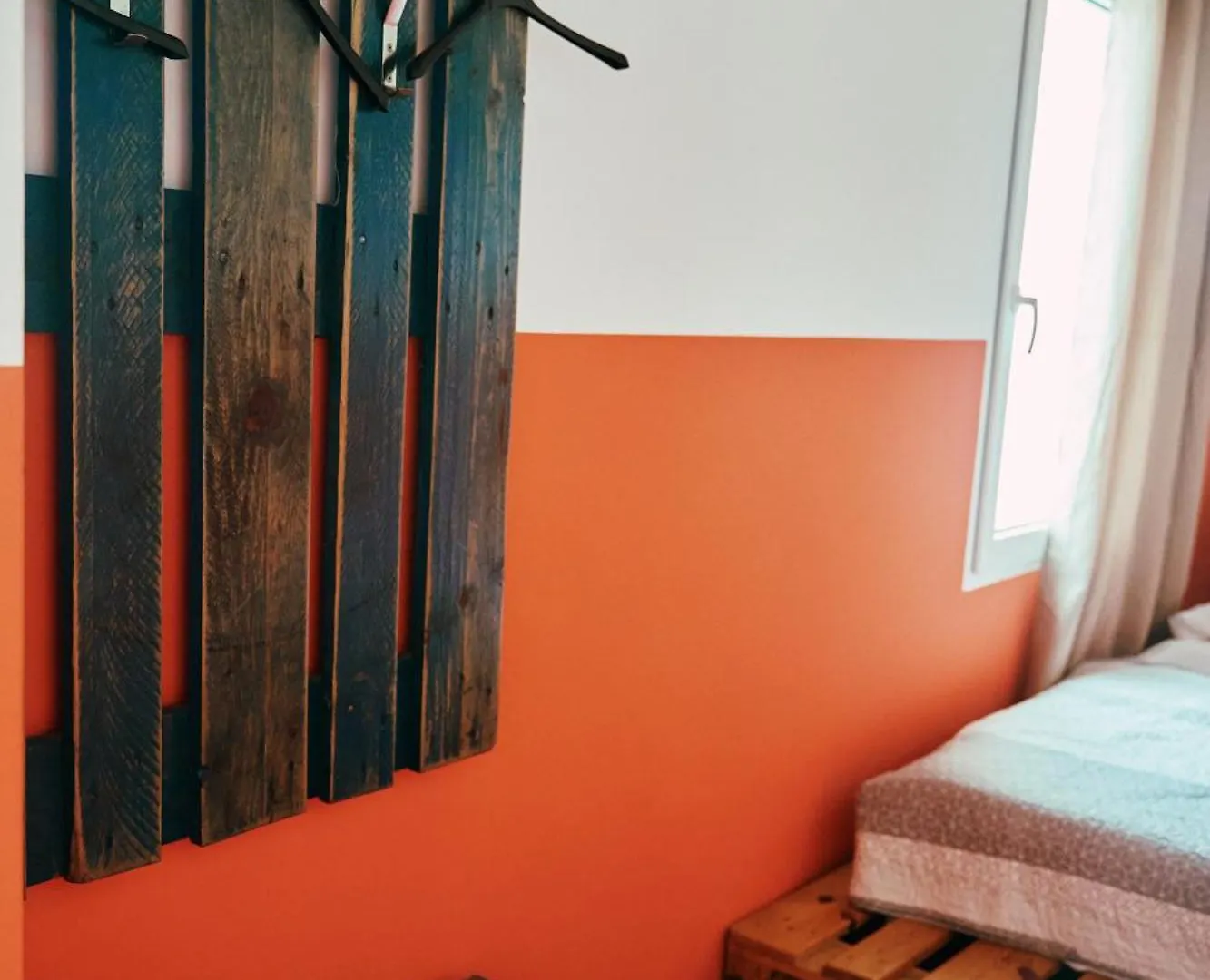 Loft Hostal Group Льорет-де-Мар
